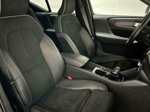 Volvo  XC40 1.5 T5 Recharge R-Design Pano Navi Camera Cruise ActivLease financial lease