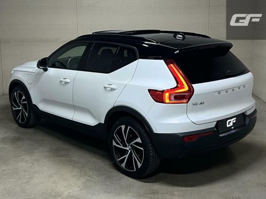 Volvo  XC40 1.5 T5 Recharge R-Design Pano Navi Camera Cruise ActivLease financial lease