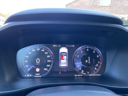 Volvo  XC40 T3 163PK R-Design |ADAPTIEVE CRUISE CONTROL| |COMFORT STOELEN| NAVIGATIE| LED KOPLAMPEN| PARKEERS... ActivLease financial lease
