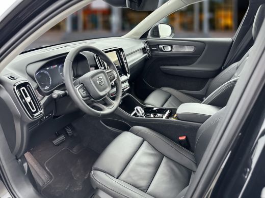Volvo  XC40 T5 Recharge Ultimate Dark | 19" Allseason | Leder | Panoramadak | 360 Camera | Harman Kardon | El... ActivLease financial lease