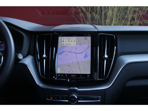 Volvo  XC60 Volvo 2.0 T6 Plug-in hybrid AWD R-Design | Harman/Kardon | 360 Camera | Panoramadak | Memory ActivLease financial lease