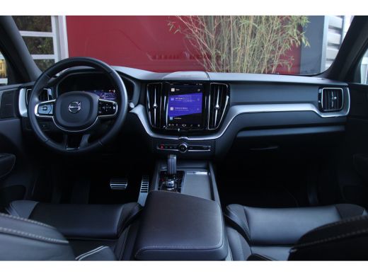 Volvo  XC60 Volvo 2.0 T6 Plug-in hybrid AWD R-Design | Harman/Kardon | 360 Camera | Panoramadak | Memory ActivLease financial lease