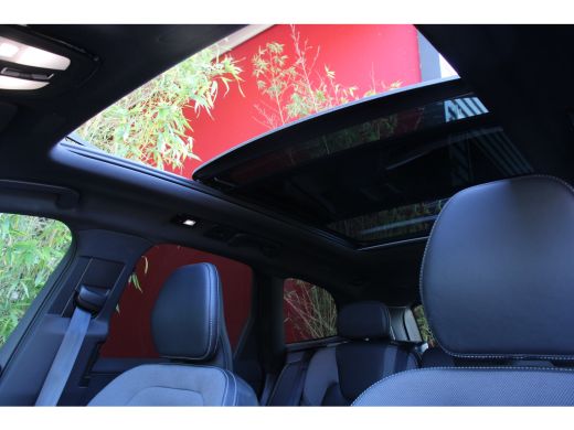 Volvo  XC60 Volvo 2.0 T6 Plug-in hybrid AWD R-Design | Harman/Kardon | 360 Camera | Panoramadak | Memory ActivLease financial lease