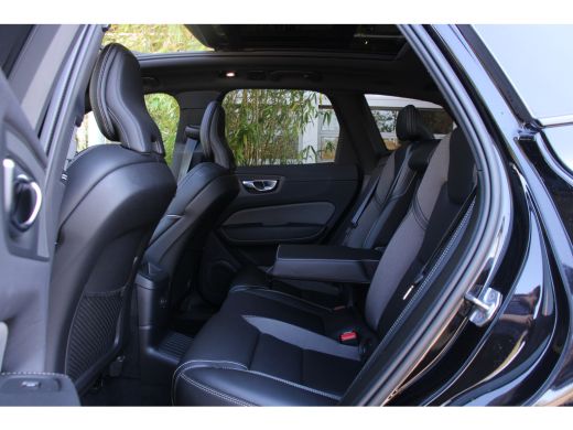 Volvo  XC60 Volvo 2.0 T6 Plug-in hybrid AWD R-Design | Harman/Kardon | 360 Camera | Panoramadak | Memory ActivLease financial lease