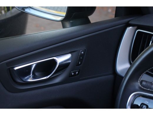 Volvo  XC60 Volvo T6 AWD R-Design | Trekhaak | Adaptive Cruise | Panoramadak ActivLease financial lease