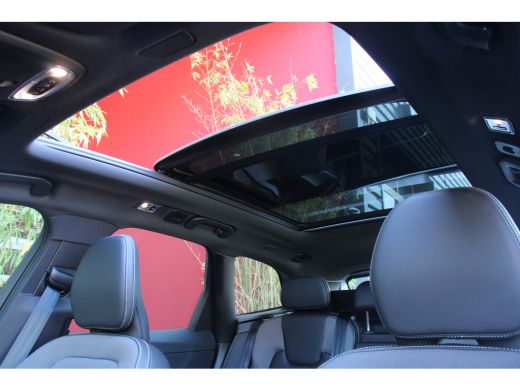 Volvo  XC60 Volvo T6 AWD R-Design | Trekhaak | Adaptive Cruise | Panoramadak ActivLease financial lease