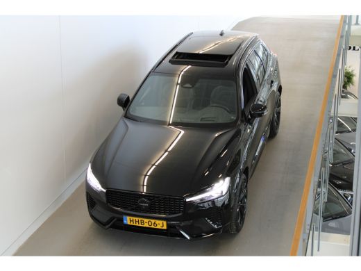 Volvo  XC60 Volvo T8 455PK Ultra Black Edition | Trekhaak | 360° Camera | HUD | HK Audio | Leder dash ActivLease financial lease