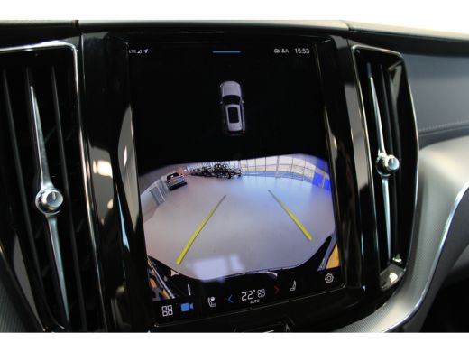 Volvo  XC60 Volvo T8 455PK Ultra Black Edition | Trekhaak | 360° Camera | HUD | HK Audio | Leder dash ActivLease financial lease