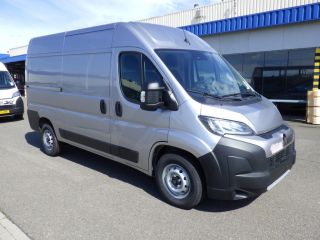 Citroën Jumper 2.2 BlueHDi 140pk Automaat L2H2 3.5t | Achteruitrijcamera | Airco (automatisch) | Apple Carplay/A...
