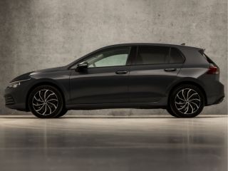 Volkswagen Golf 1.5 TSI Sport (APPLE CARPLAY, GROOT NAVI, DIGITALE COCKPIT, KEYLESS, LM VELGEN, SPORTSTOELEN, ADA...