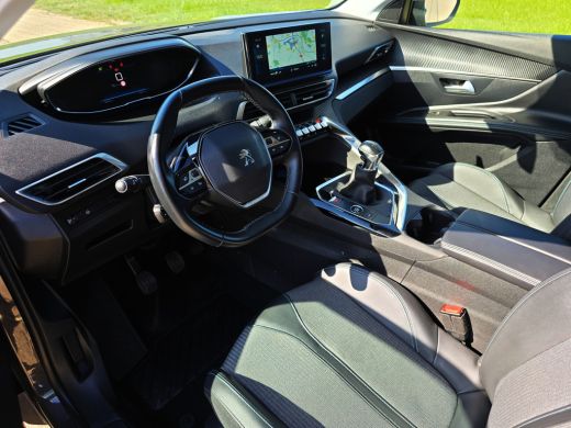 Peugeot 3008 1.2 PureTech Active - 130 Pk - Euro 6 - Navi - ParkeerCamera ActivLease financial lease