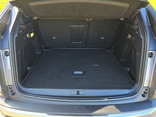 Peugeot 3008 1.2 PureTech Active - 130 Pk - Euro 6 - Navi - ParkeerCamera ActivLease financial lease