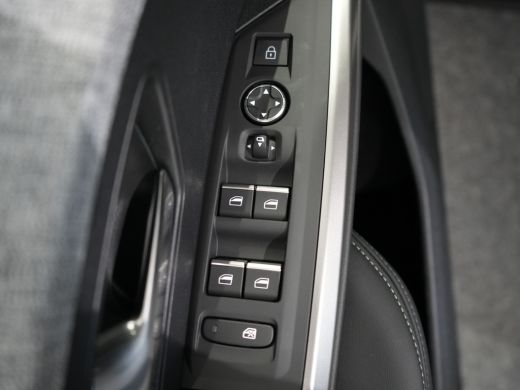 Peugeot 3008 GT | Advanced Active Safety Brake met camera en radar (Pack Safety Plus) | Climate Control | Elek... ActivLease financial lease