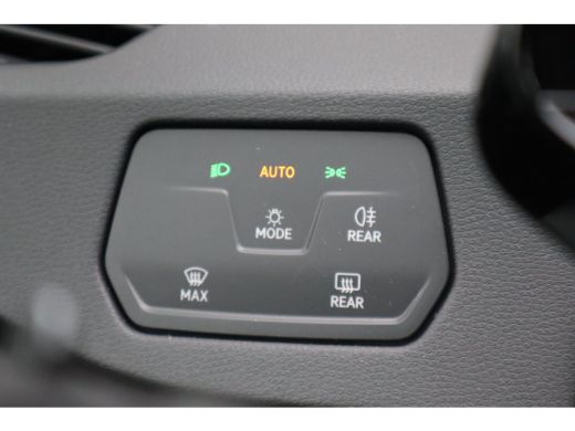 Volkswagen ID.3 Volkswagen Pure Business | Achterlichten LED | Airconditioning automatisch, 2-zone (Climatronic) ... ActivLease financial lease