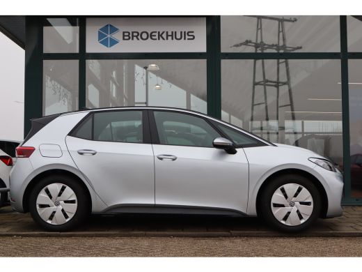 Volkswagen ID.3 Volkswagen Pure Business | Achterlichten LED | Airconditioning automatisch, 2-zone (Climatronic) ... ActivLease financial lease