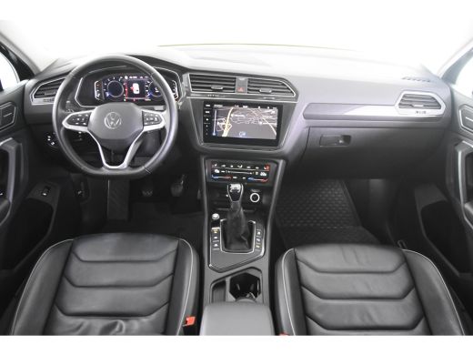 Volkswagen Tiguan 1.5 TSI Life *1ste Eigenaar*Leer*Panoramadak*Memory* ActivLease financial lease
