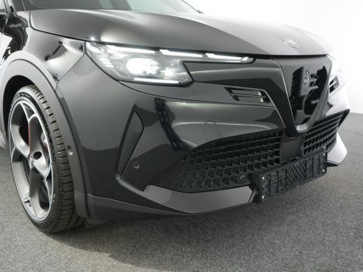Alfa Romeo Junior Alfa Romeo Veloce | SABELT sportstoelen | Sportpakket | 20 inch velgen | Stoelverwarming | Techno... ActivLease financial lease