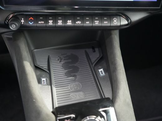 Alfa Romeo Junior Alfa Romeo Veloce | SABELT sportstoelen | Sportpakket | 20 inch velgen | Stoelverwarming | Techno... ActivLease financial lease