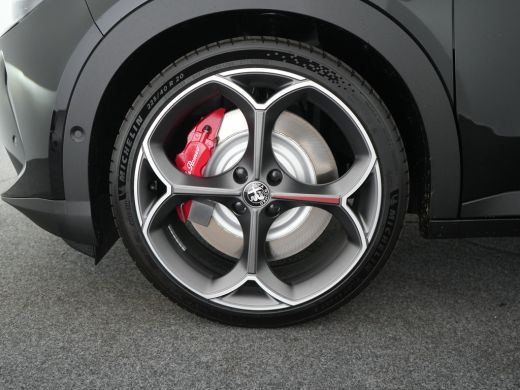 Alfa Romeo Junior Alfa Romeo Veloce | SABELT sportstoelen | Sportpakket | 20 inch velgen | Stoelverwarming | Techno... ActivLease financial lease