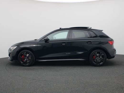 Audi A3 Sportback 45 TFSI e S edition Competition 272PK S-Tronic Led matrix, adaptive cruise, schuif-kant... ActivLease financial lease