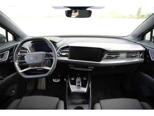 Audi Q4 Sportback e-tron S edition e-tron 45 82 kWh 210 kW / 286 PK Sportback Elektr. aandrijving qu ActivLease financial lease