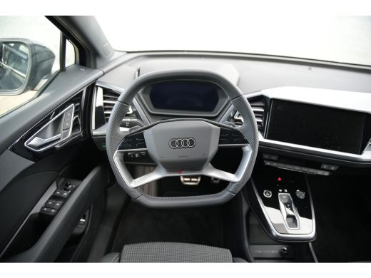 Audi Q4 Sportback e-tron S edition e-tron 45 82 kWh 210 kW / 286 PK Sportback Elektr. aandrijving qu ActivLease financial lease