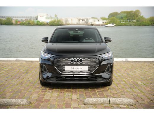 Audi Q4 Sportback e-tron S edition e-tron 45 82 kWh 210 kW / 286 PK Sportback Elektr. aandrijving qu ActivLease financial lease
