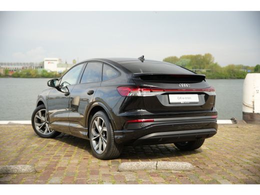 Audi Q4 Sportback e-tron S edition e-tron 45 82 kWh 210 kW / 286 PK Sportback Elektr. aandrijving qu ActivLease financial lease