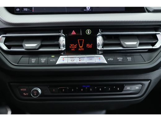 BMW 1 Serie 118i Business Edition M-Sport | Led | Climate Control | Parkeersensoren | Navigatie | Apple Carpl... ActivLease financial lease