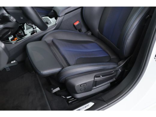 BMW 1 Serie 118i Business Edition M-Sport | Led | Climate Control | Parkeersensoren | Navigatie | Apple Carpl... ActivLease financial lease
