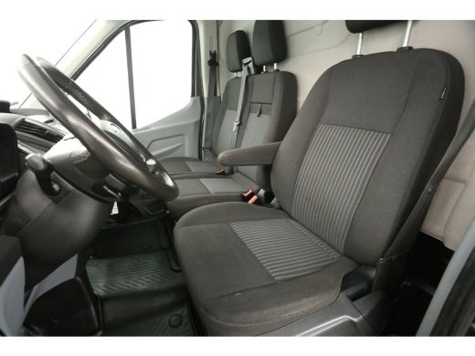 Ford Transit 330 2.0 TDCI L2H2 Trend 170PK Airco Camera Cruise PDC 3 Persoons Imperiaal Trekhaak ActivLease financial lease
