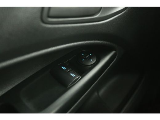 Ford Transit Connect 1.0 L1H1 Benzine Airco Camera Carplay Cruise Navigatie 3 Persoons Parkeersensoren ActivLease financial lease
