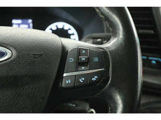 Ford Transit Custom 2.0 TDCI L1H1 Airco Cruise Navigatie PDC 3 Persoons Stoelverw. LED Trekhaak ActivLease financial lease