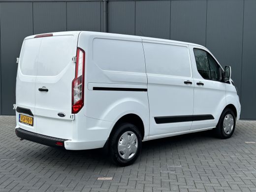 Ford Transit Custom 2.0 TDCI L1H1 Trend / 1e EIG. / INRICHTING / AIRCO / CRUISE / NAVI / 3 - ZITS ActivLease financial lease
