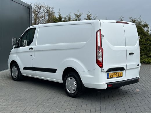 Ford Transit Custom 2.0 TDCI L1H1 Trend / 1e EIG. / INRICHTING / AIRCO / CRUISE / NAVI / 3 - ZITS ActivLease financial lease