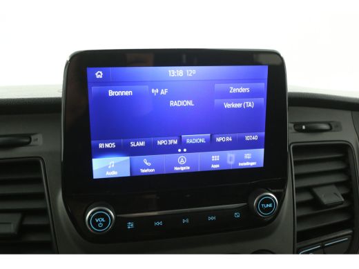 Ford Transit Custom 2.0 TDCI L2H1 Dubbele Cabine 6 Persoons Airco Cruise Camera Carplay Navigatie PDC LED Trekhaak ActivLease financial lease