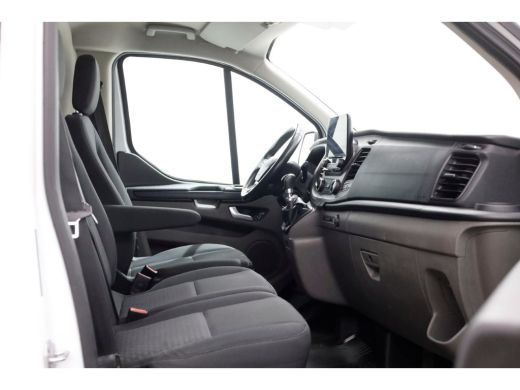 Ford Transit Custom 2.0 TDCI L2H1 Trend Airco/Navi/Trekhaak 2800kg 11-2019 ActivLease financial lease