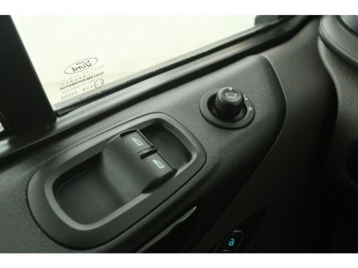 Ford Transit Custom 280 2.0 TDCI L1H1 170PK Automaat Airco Camera Cruise Carplay LED 3 Persoons PDC 16"LMV Trekhaak ActivLease financial lease