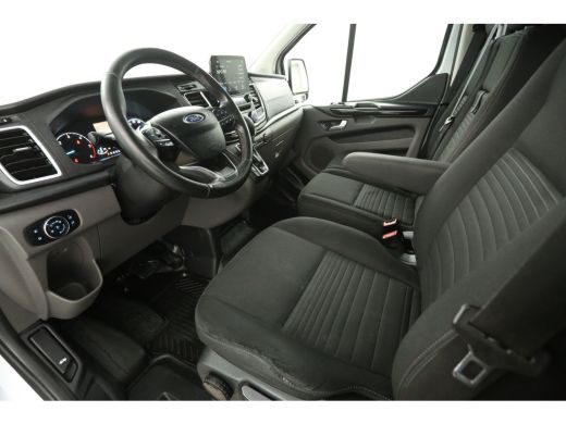 Ford Transit Custom 280 2.0 TDCI L1H1 170PK Automaat Airco Camera Cruise Carplay LED 3 Persoons PDC 16"LMV Trekhaak ActivLease financial lease