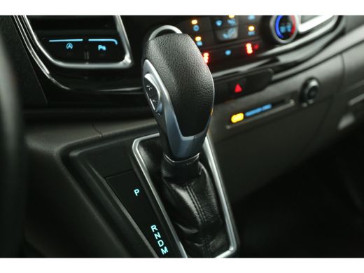 Ford Transit Custom 280 2.0 TDCI L1H1 170PK Automaat Airco Camera Cruise Carplay LED 3 Persoons PDC 16"LMV Trekhaak ActivLease financial lease