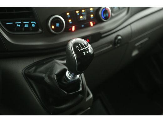 Ford Transit Custom 280 2.0 TDCI L1H1 Airco LED Cruise Trekhaak 3 Persoons PDC Stoelverwarming Elektrpakket ActivLease financial lease