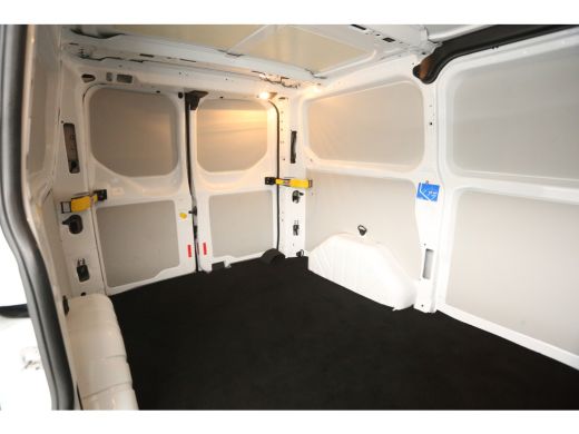 Ford Transit Custom 280 2.0 TDCI L1H1 Airco LED Cruise Trekhaak 3 Persoons PDC Stoelverwarming Elektrpakket ActivLease financial lease