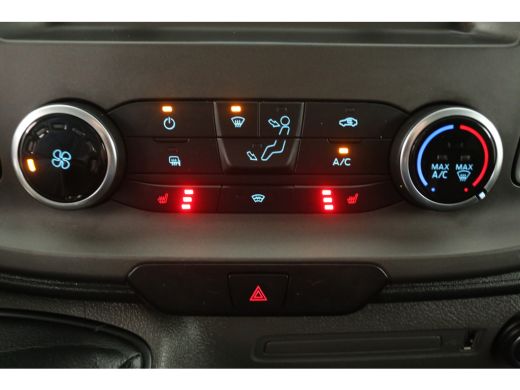 Ford Transit Custom 280 2.0 TDCI L1H1 Limited Airco Camera Cruise Navigatie 3 Persoons PDC LED Stoelverw. Trekhaak ActivLease financial lease