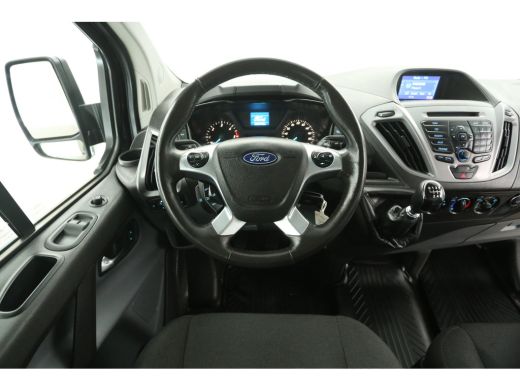 Ford Transit Custom 290 2.0 TDCI L2H1 | Dubbele Cabine | 6 Persoons | 2xSchuifdeur Airco Cruise Trekhaak Navigatie PD... ActivLease financial lease