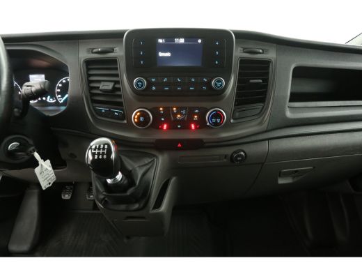 Ford Transit Custom 300 2.0 TDCI L2H2 Airco Camera Cruise 2xSchuifdeur LED 3 Persoons PDC Stoelverwarming Elektrpakket ActivLease financial lease