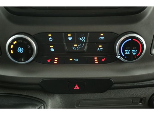 Ford Transit Custom 300 2.0 TDCI L2H2 Airco Camera Cruise 2xSchuifdeur LED 3 Persoons PDC Stoelverwarming Elektrpakket ActivLease financial lease