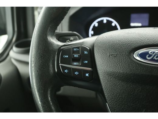 Ford Transit Custom 300 2.0 TDCI L2H2 Airco Camera Cruise 2xSchuifdeur LED 3 Persoons PDC Stoelverwarming Elektrpakket ActivLease financial lease