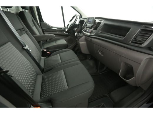 Ford Transit Custom 300 2.0 TDCI L2H2 Airco Camera Cruise 2xSchuifdeur LED 3 Persoons PDC Stoelverwarming Elektrpakket ActivLease financial lease