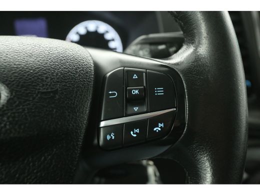 Ford Transit Custom 320 2.0 TDCI L2H2 2800KG Trekgew. Airco Cruise PDC Stoelverwarming LED Elektrpakket Trekhaak ActivLease financial lease
