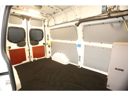 Ford Transit Custom 320 2.0 TDCI L2H2 2800KG Trekgew. Airco Cruise PDC Stoelverwarming LED Elektrpakket Trekhaak ActivLease financial lease
